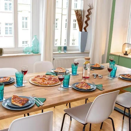 Kassberg Im Retro-stil / Netflix & Wifi Хемниц