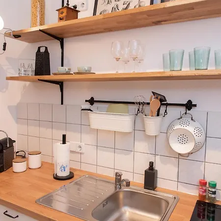 Kassberg Im Retro-stil / Netflix & Wifi Хемниц